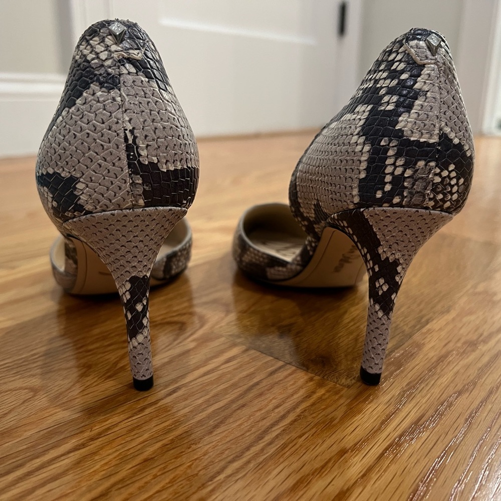 Gorgeous Sam Edelman Snakeskin Heels ๐ ๐ - Picture 14 of 16